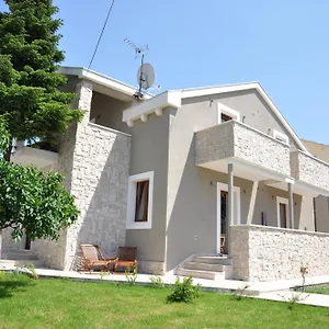 4* Affittacamere Lučica